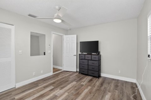 House in Plantation, Florida 2 bedrooms, 83.98 sq.m. № 2082955 - photo 19