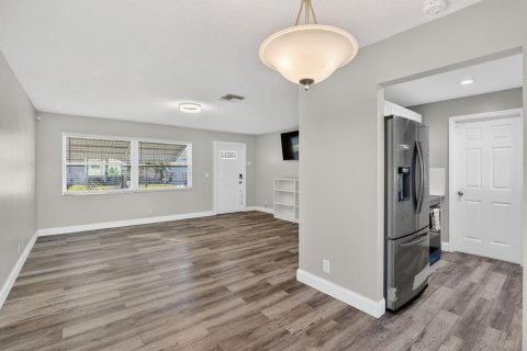 House in Plantation, Florida 2 bedrooms, 83.98 sq.m. № 2082955 - photo 13