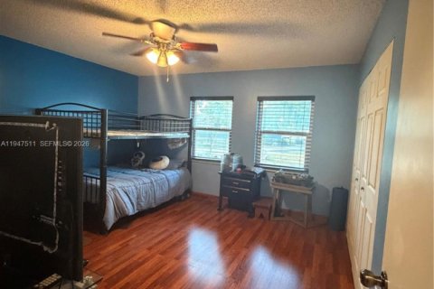 Купить таунхаус в Майами, Флорида 2 спальни, 90.12м2, № 2005469 - фото 14