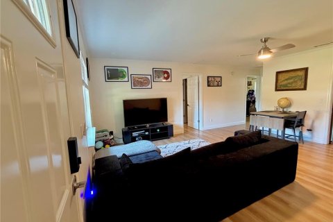 Villa ou maison à vendre à New Port Richey, Floride: 3 chambres, 122.63 m2 № 2302183 - photo 5