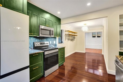 Touwnhouse à vendre à Lauderhill, Floride: 2 chambres, 133.41 m2 № 1957405 - photo 22