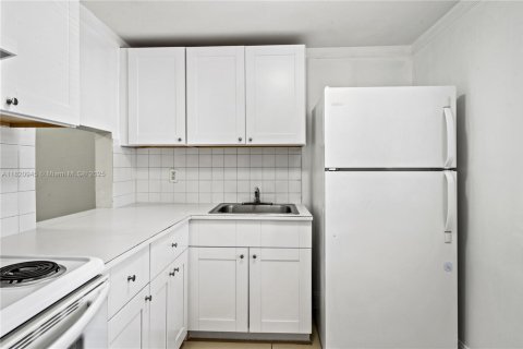 Купить кондоминиум в Майами-Гарденс, Флорида 1 спальня, 67.82м2, № 1785863 - фото 7