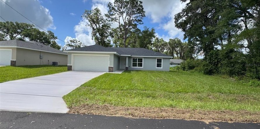 House in Dunnellon, Florida 3 bedrooms, 129.97 sq.m. № 1911925