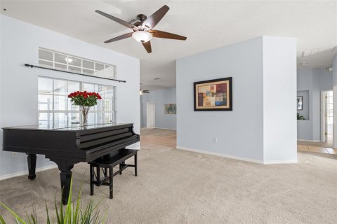 Villa ou maison à vendre à New Port Richey, Floride: 6 chambres, 294.96 m2 № 2299786 - photo 8