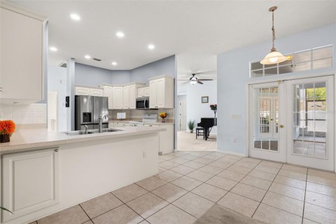Villa ou maison à vendre à New Port Richey, Floride: 6 chambres, 294.96 m2 № 2299786 - photo 17