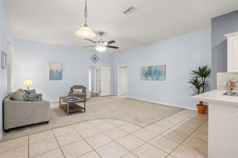 Villa ou maison à vendre à New Port Richey, Floride: 6 chambres, 294.96 m2 № 2299786 - photo 12
