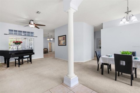 Villa ou maison à vendre à New Port Richey, Floride: 6 chambres, 294.96 m2 № 2299786 - photo 7