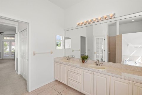 Villa ou maison à vendre à New Port Richey, Floride: 6 chambres, 294.96 m2 № 2299786 - photo 30