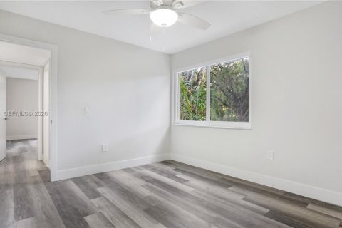 Condo in Coral Gables, Florida, 2 bedrooms № 2032032 - photo 24