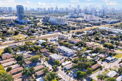 Villa ou maison à louer à Hallandale Beach, Floride: 1 chambre, 55.74 m2 № 2019116 - photo 19