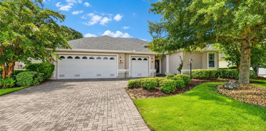 Villa ou maison à Ocala, Floride 4 chambres, 211.35 m2 № 2198236