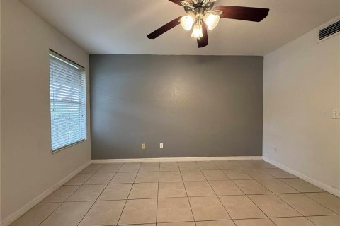 Condominio en alquiler en Orlando, Florida, 2 dormitorios, 91.79 m2 № 1894160 - foto 23