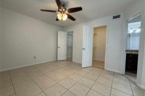 Condominio en alquiler en Orlando, Florida, 2 dormitorios, 91.79 m2 № 1894160 - foto 12