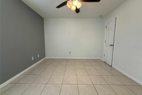 Condominio en alquiler en Orlando, Florida, 2 dormitorios, 91.79 m2 № 1894160 - foto 17