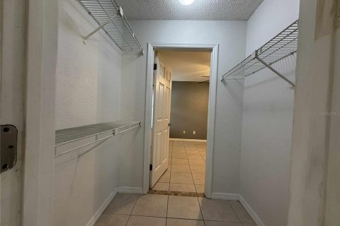 Condominio en alquiler en Orlando, Florida, 2 dormitorios, 91.79 m2 № 1894160 - foto 13