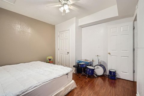 House in Orlando, Florida 3 bedrooms, 149.39 sq.m. № 1090507 - photo 18