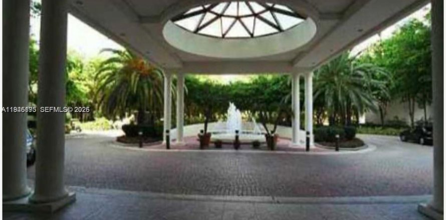 Студия в кондо в Авентура, Флорида № 2001530