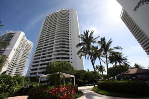 Купить кондоминиум в Авентура, Флорида 26.76м2, № 2001530 - фото 3