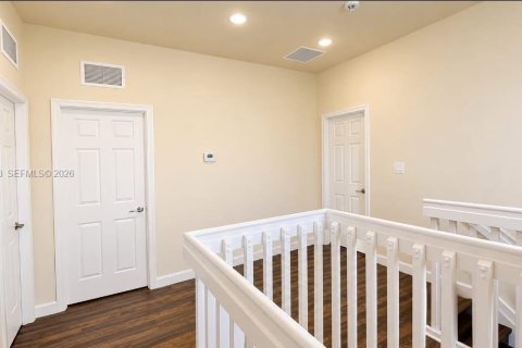 Villa ou maison à vendre à Hialeah, Floride: 3 chambres, 217.86 m2 № 2246863 - photo 26