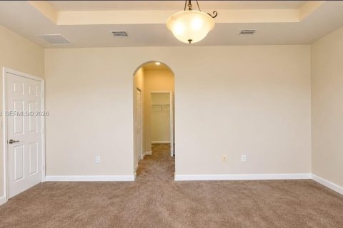 Villa ou maison à vendre à Hialeah, Floride: 3 chambres, 217.86 m2 № 2246863 - photo 20