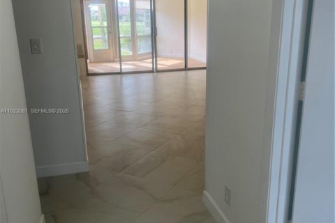 Condominio en alquiler en Davie, Florida, 3 dormitorios, 107.3 m2 № 1976798 - foto 13