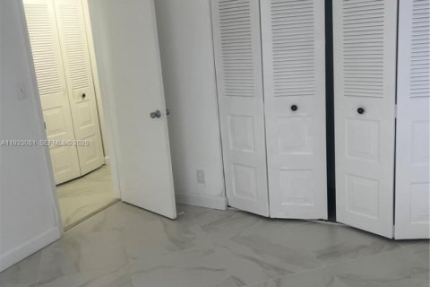 Condominio en alquiler en Davie, Florida, 3 dormitorios, 107.3 m2 № 1976798 - foto 15