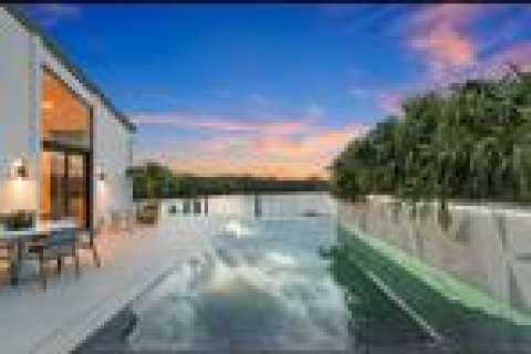 Apartment in Ocean Ridge, Florida 3 bedrooms, 227.05 sq.m. № 2175617 - photo 3