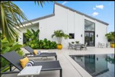 Apartment in Ocean Ridge, Florida 3 bedrooms, 227.05 sq.m. № 2175617 - photo 13