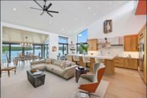 Apartment in Ocean Ridge, Florida 3 bedrooms, 227.05 sq.m. № 2175617 - photo 27