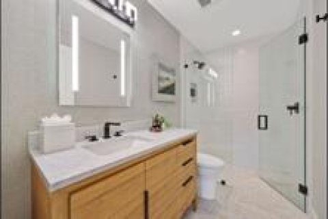 Apartment in Ocean Ridge, Florida 3 bedrooms, 227.05 sq.m. № 2175617 - photo 18