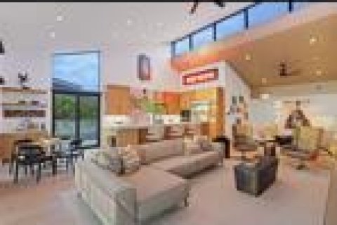 Apartment in Ocean Ridge, Florida 3 bedrooms, 227.05 sq.m. № 2175617 - photo 2