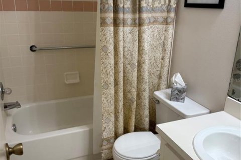 Condo in Crystal River, Florida, 4 rooms № 2092874 - photo 13