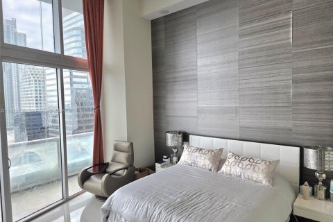 Condominio en venta en Miami, Florida, 3 dormitorios, 173.73 m2 № 2032932 - foto 5