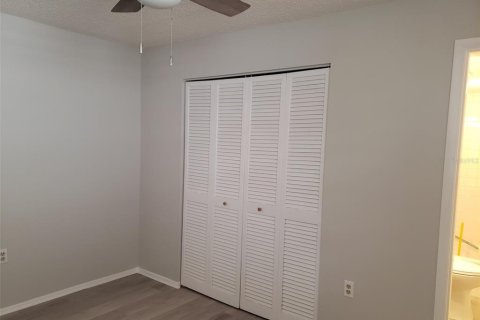 Condo in Bradenton, Florida, 2 bedrooms  № 2197552 - photo 16