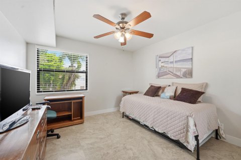 Condo in Delray Beach, Florida, 2 bedrooms  № 2184620 - photo 16