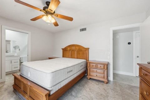 Condo in Delray Beach, Florida, 2 bedrooms  № 2184620 - photo 12