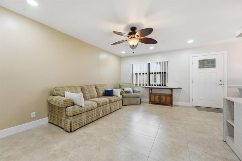 Condo in Delray Beach, Florida, 2 bedrooms  № 2184620 - photo 5