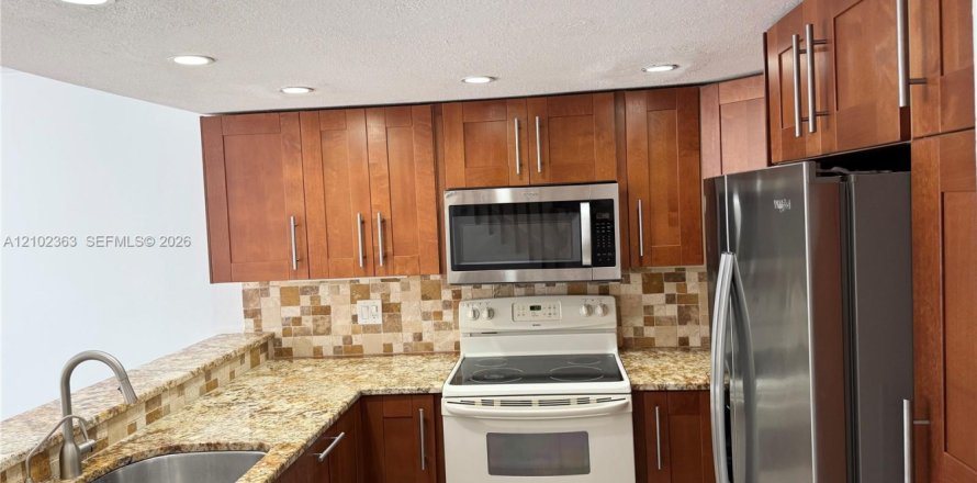 Touwnhouse à Davie, Floride 3 chambres, 123.37 m2 № 2407254