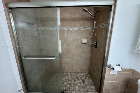 Touwnhouse à louer à Davie, Floride: 3 chambres, 123.37 m2 № 2407254 - photo 13