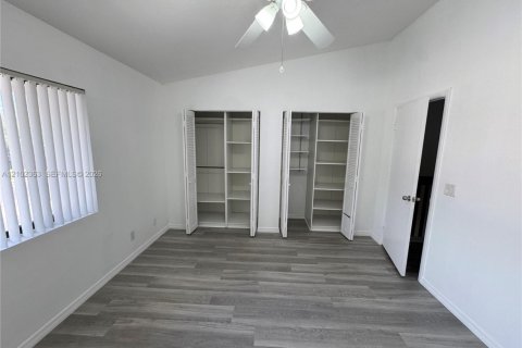 Touwnhouse à louer à Davie, Floride: 3 chambres, 123.37 m2 № 2407254 - photo 16