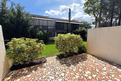 Touwnhouse à louer à Davie, Floride: 3 chambres, 123.37 m2 № 2407254 - photo 18