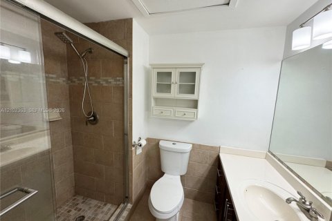 Touwnhouse à louer à Davie, Floride: 3 chambres, 123.37 m2 № 2407254 - photo 12
