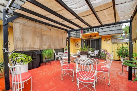 Touwnhouse à vendre à West Palm Beach, Floride: 2 chambres, 114.83 m2 № 2177039 - photo 7