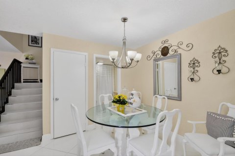 Touwnhouse à vendre à West Palm Beach, Floride: 2 chambres, 114.83 m2 № 2177039 - photo 10