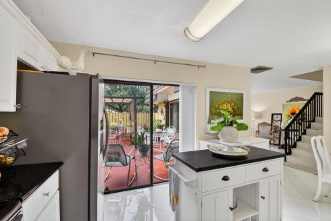 Touwnhouse à vendre à West Palm Beach, Floride: 2 chambres, 114.83 m2 № 2177039 - photo 13