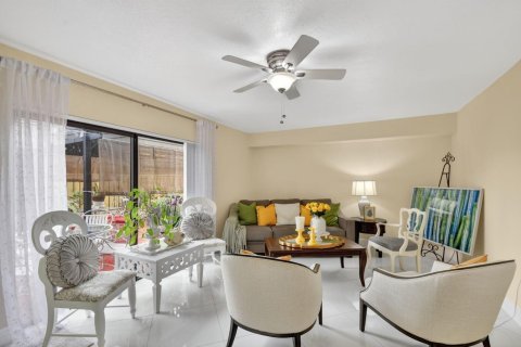 Touwnhouse à vendre à West Palm Beach, Floride: 2 chambres, 114.83 m2 № 2177039 - photo 21