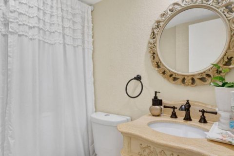 Touwnhouse à vendre à West Palm Beach, Floride: 2 chambres, 114.83 m2 № 2177039 - photo 16