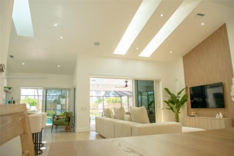 Снять в аренду виллу или дом в Венеция, Флорида 3 спальни, 187.66м2, № 1946441 - фото 27