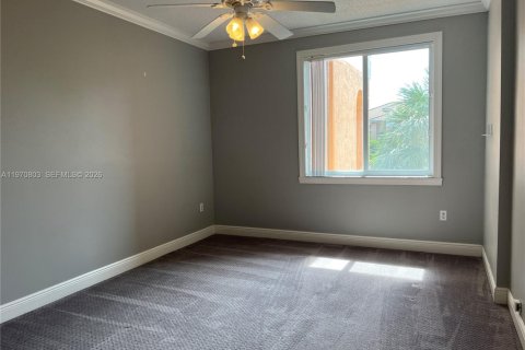 Condominio en venta en Davie, Florida, 2 dormitorios, 109.9 m2 № 2032614 - foto 7