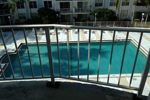 Apartment in Miami, Florida 1 bedroom, 76.74 sq.m. № 2081434 - photo 7